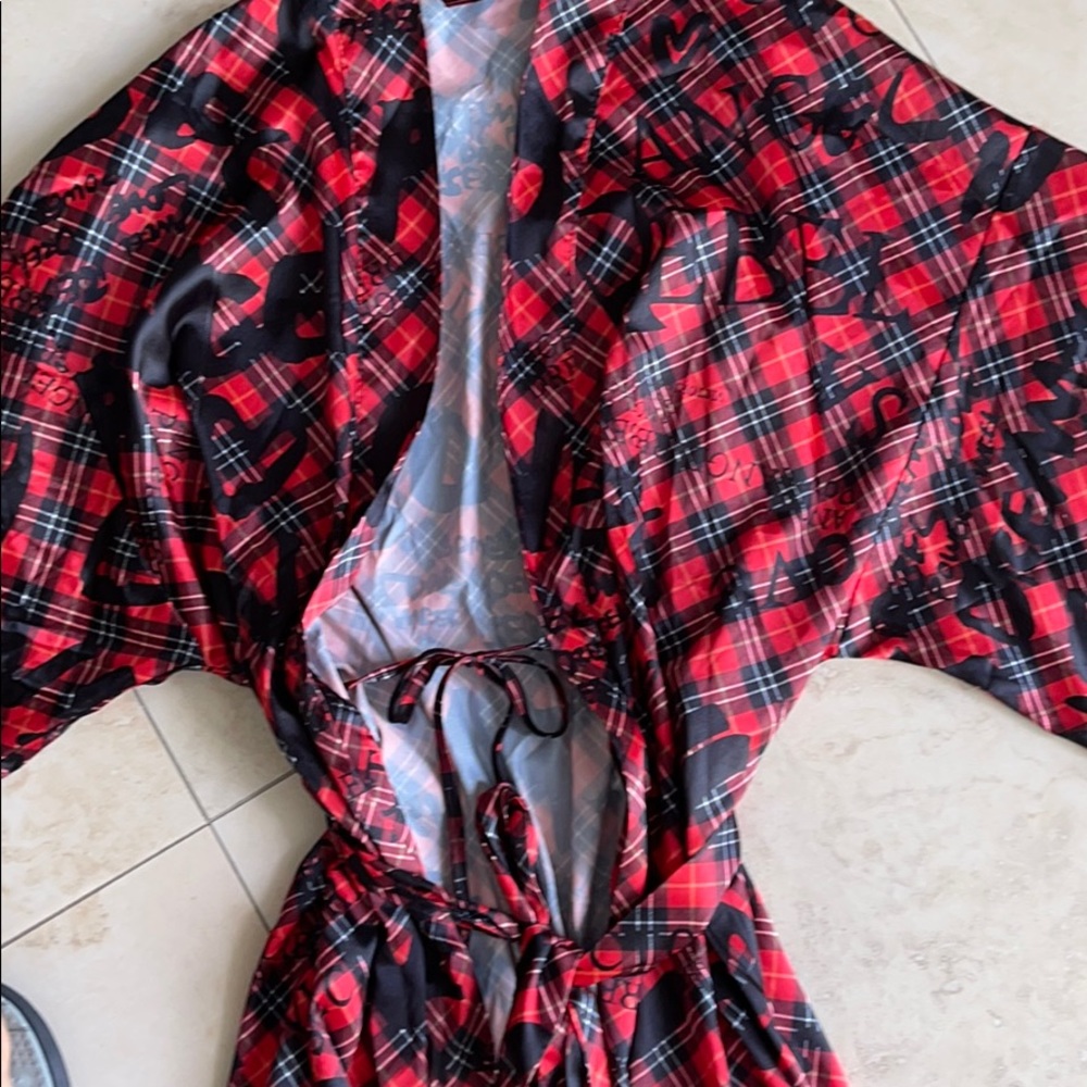 Victoria Secret Checkered Print Robe - Picture 3 of 5